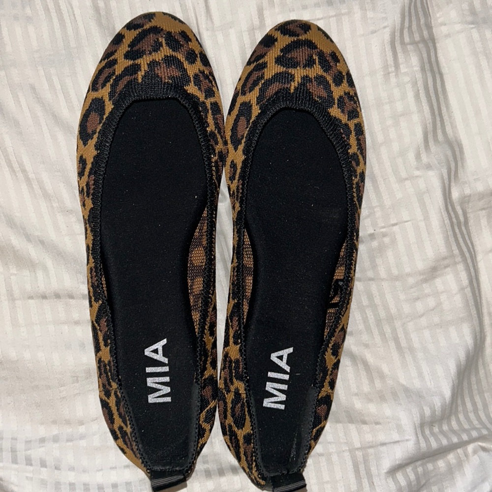Cheetah print flats